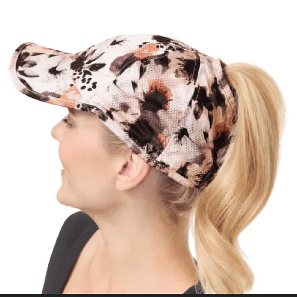 Gymwrap Oprah’s Favorite Things 2024 The Dolce Floral Pony 2.0 Hat For Women